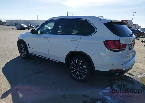 2017 BMW X5 Sdrive35I z USA, uszkodzony, nr VIN 5UXKR2C30H0U22392